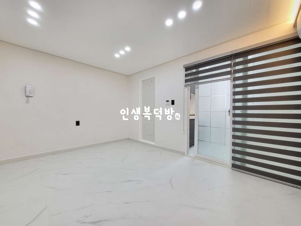 경북 구미시 인의동 990-11 인동원룸 화이트와 그레이 조합 월세 매물번호 11432 사진 2