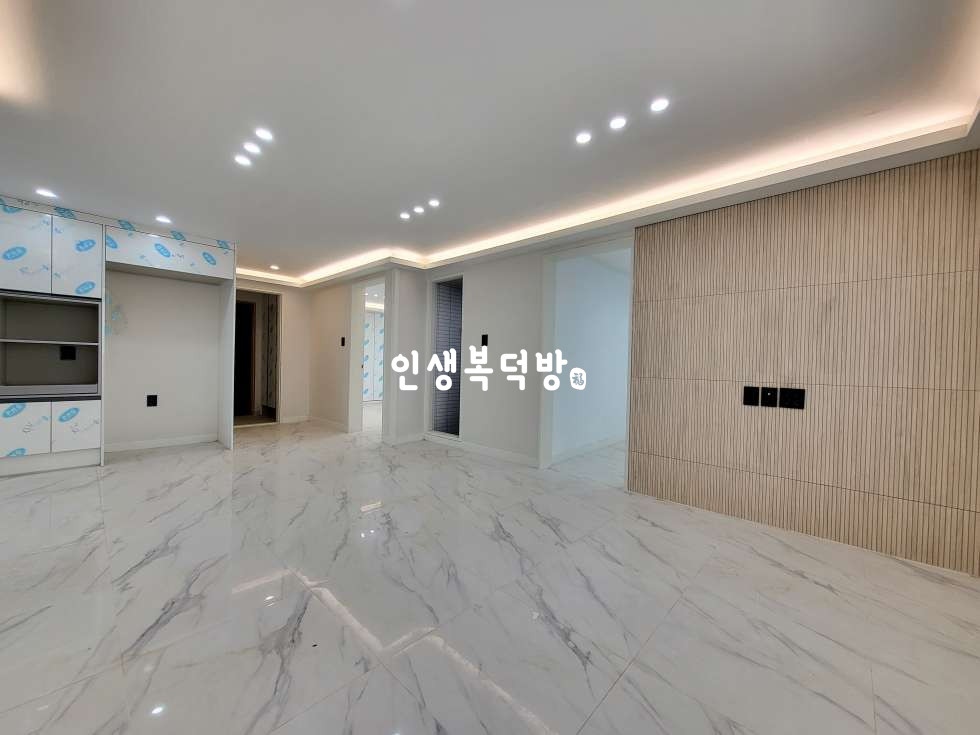 경북 구미시 신평동 70-218 구미신평동쓰리룸 방3개 화징실2개 식기세척기까지 전세 매물번호 11673 사진 1