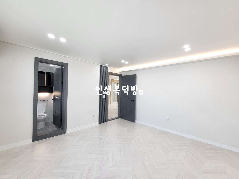 경북 구미시 봉곡동 256-10 구미봉곡동쓰리룸전세 우드와 화이트 세련된 조합 전세 매물번호 11747 사진 8