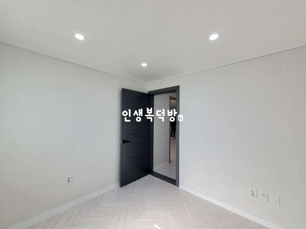 경북 구미시 봉곡동 256-10 구미봉곡동쓰리룸전세 우드와 화이트 세련된 조합 전세 매물번호 11747 사진 11