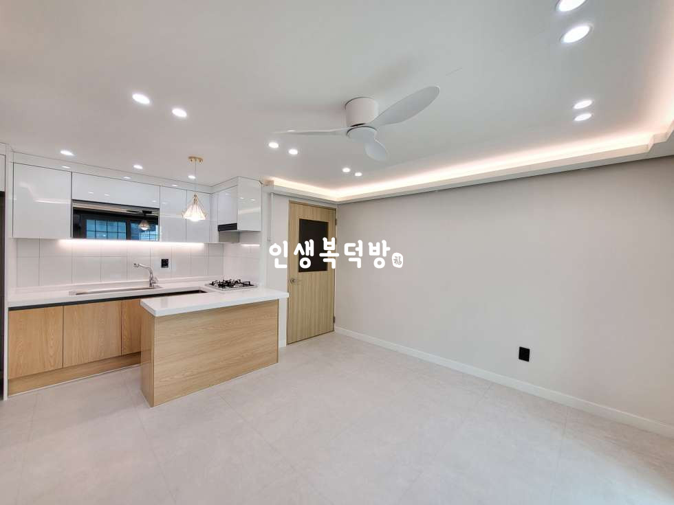 경북 구미시 봉곡동 226-9 주1동 구미봉곡동투룸월세 대면형 주방이 매력적이에요!! 월세 매물번호 11771 사진 2